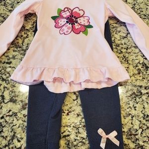 3t Flowered Outfit